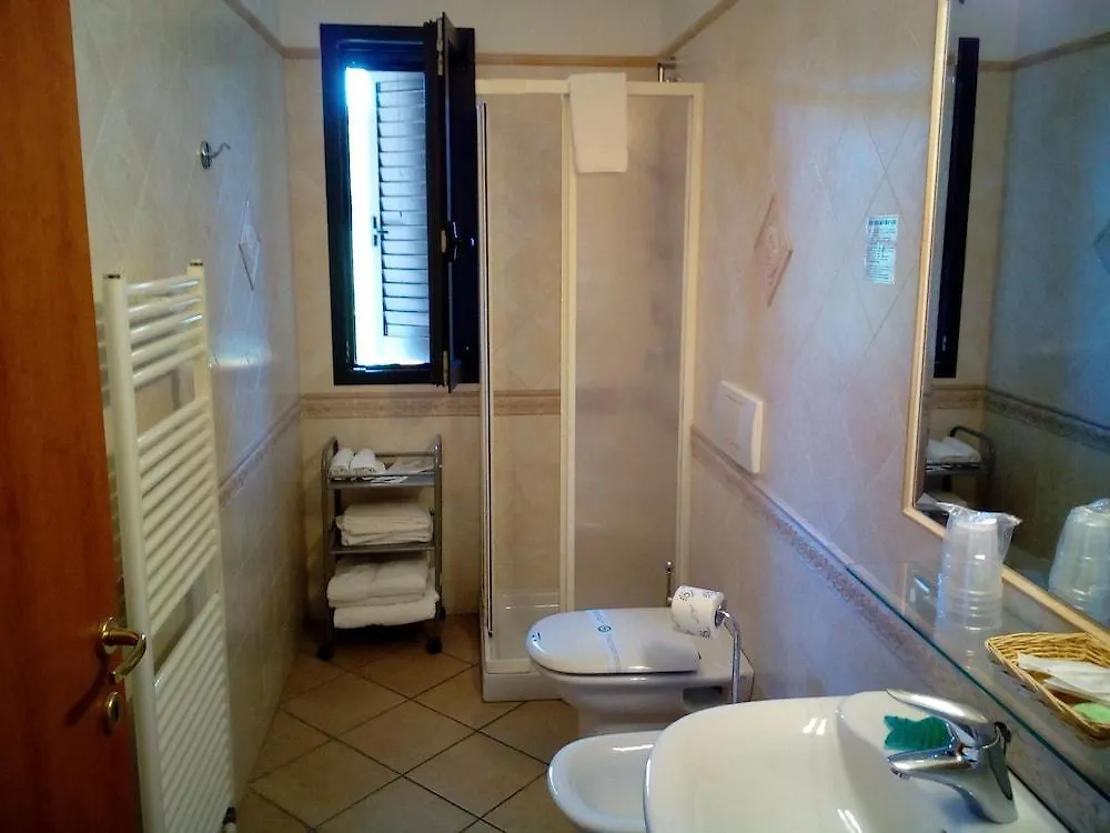 Hotel Delle Isole La Maddalena  La Maddalena (Sassari)