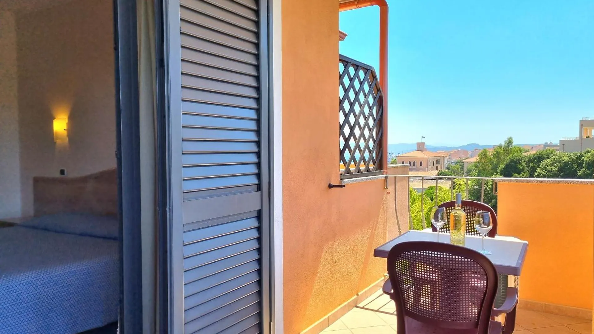 Hotel Delle Isole La Maddalena  La Maddalena (Sassari)