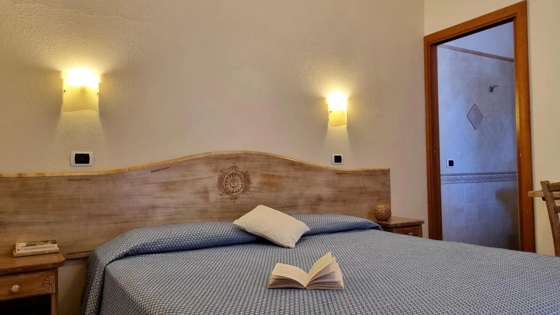 Hotel Delle Isole La Maddalena 3*,